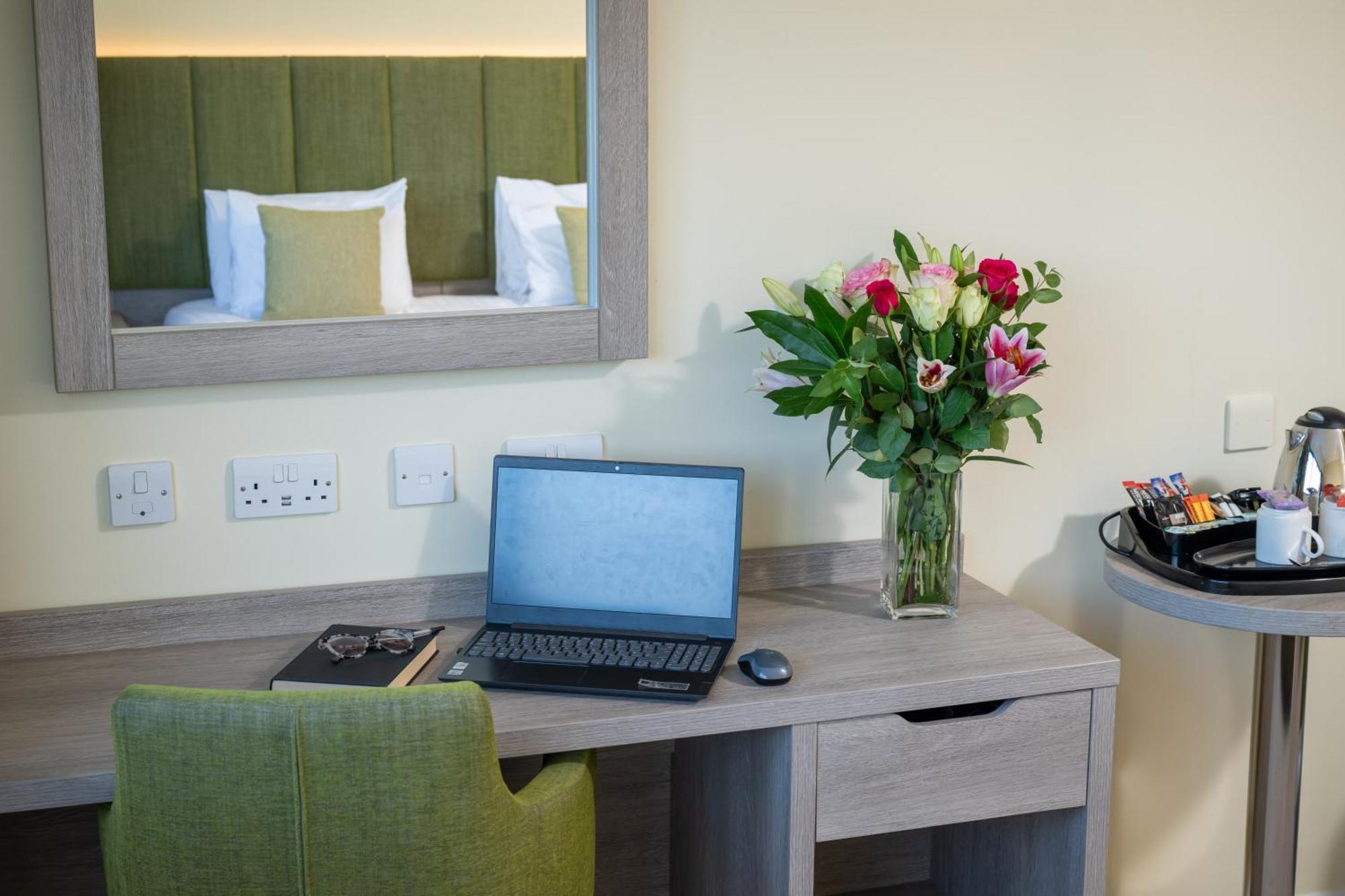 Hellidon Lakes Hotel Daventry Exteriér fotografie